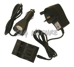 0806259 - CARICABATTERIA PER BATTERIA CR123 RICARICABILI CON ALIMENTAZIONE A 220V E 12V DA AUTO