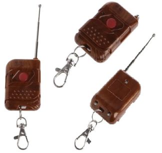 1002073 - TELECOMANDO AD 1 TASTO PER LANCIAVOLATILI CODICE 1002041