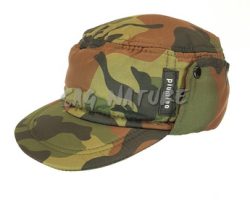 0103010 - CAPPELLO PIUMINO CON VISIERA IN COLORE MIMETICO 100% NYLON IMPERMEABILE - CF 6 PZ - CAPLOW