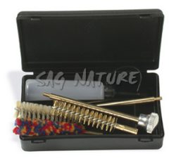 1301154 - KIT PULIZIA PISTOLA IN SCAT. ABS C/BACCHET.  OTTONE A 2 PZ, SCOVOLI LANA, SETOLA, BRONZO E OLIATORE