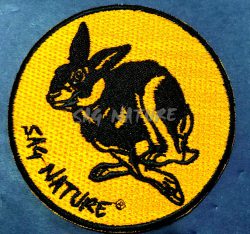 4901021 - PATCH TOPPA LEPRE INTERA IN CORSA - DIAMETRO 8,5 CM - SAG NATURE