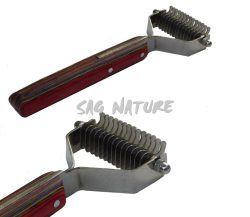 6602006 - CARDATORE CON LAME ACCIAIO INOX - MANICO LEGNO 12 CM - LARGHEZZA TESTA 5 CM - SAG NATURE