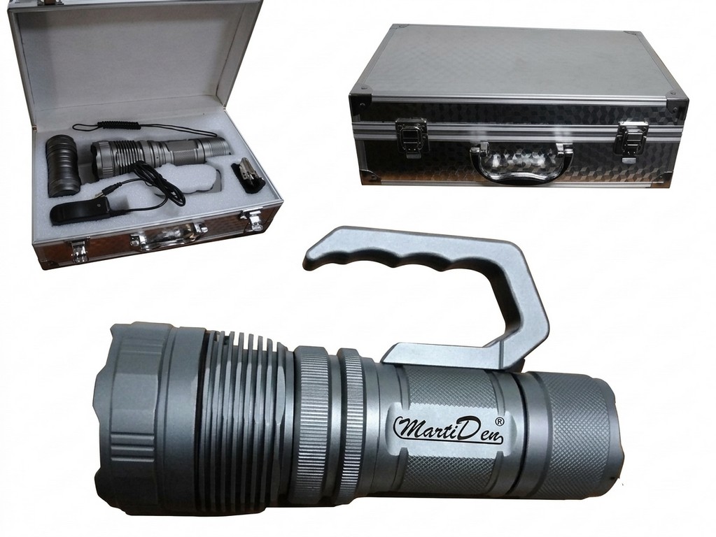 0806236 - LAMPADA-TORCIA C25 MARTIDEN 2000 LM - DISTANZA DI ILLUMINAZIONE 600 MT - PESO 1174 G - SAG NATURE
