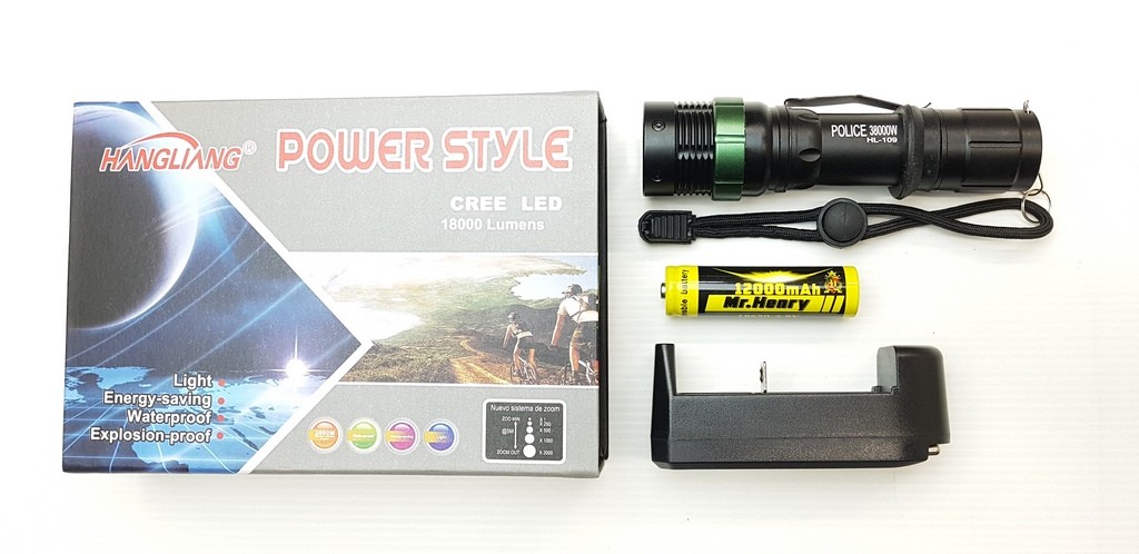 0801060 - TORCIA-LAMPADA 800 LUMENS TECNOLOGIA CREE LED + CARICABATTERIE E BATTERIA + PORTAMINISTILO - LOWCOSTLAMP