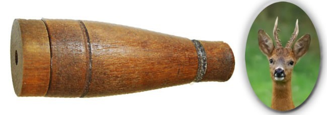 4202020 - RICHIAMO A FIATO PER CAPRIOLO - LUNGHEZZA 9,5 CM - LARGHEZZA 2,8 CM - PESO 25 GR - IN BLISTER